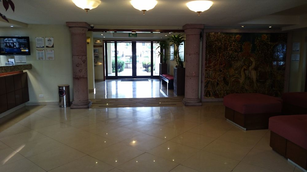 סלטיו Quinta Dorada Hotel & Suites מראה חיצוני תמונה